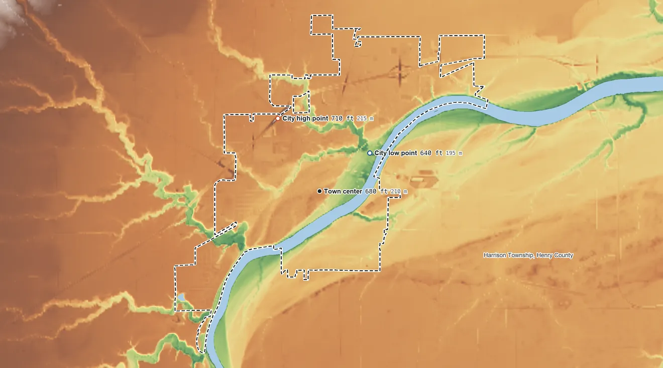 Topographic elevation map of Napoleon, Ohio, shaded from 640 ft on the northeast side to 710 ft on the northwest side