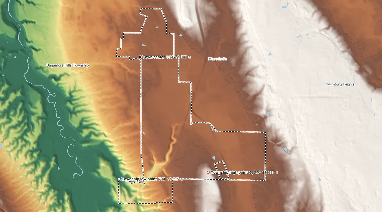 Topographic elevation map of Northfield Center Township, Ohio, shaded from 700 ft on the south side to 1,070 ft on the southeast side