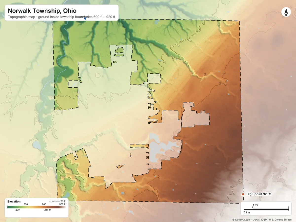 Topographic elevation map of Norwalk Township, Ohio, shaded from 600 ft on the northwest side to 920 ft on the southeast side