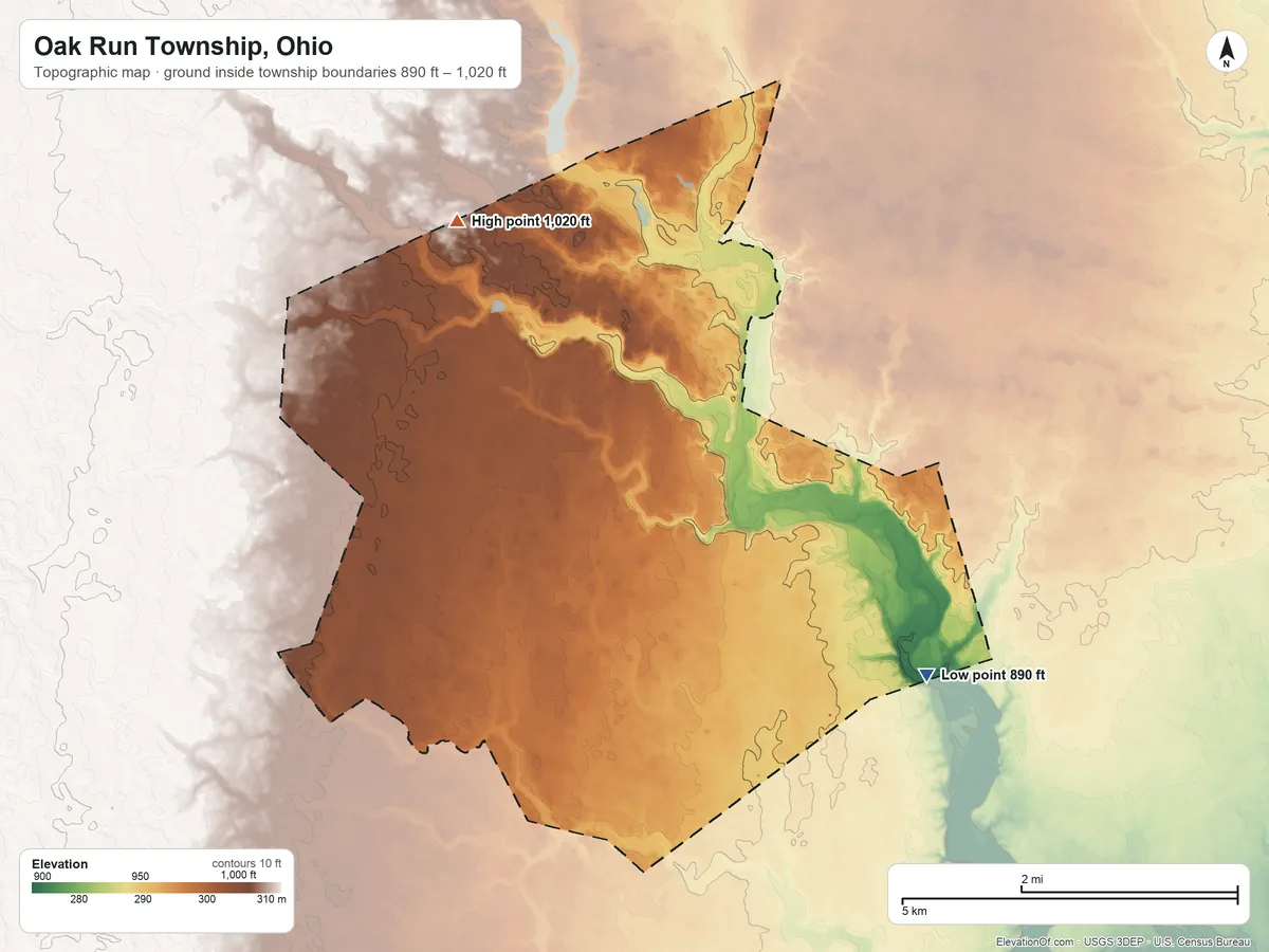 Topographic elevation map of Oak Run Township, Ohio, shaded from 890 ft on the southeast side to 1,020 ft on the northwest side