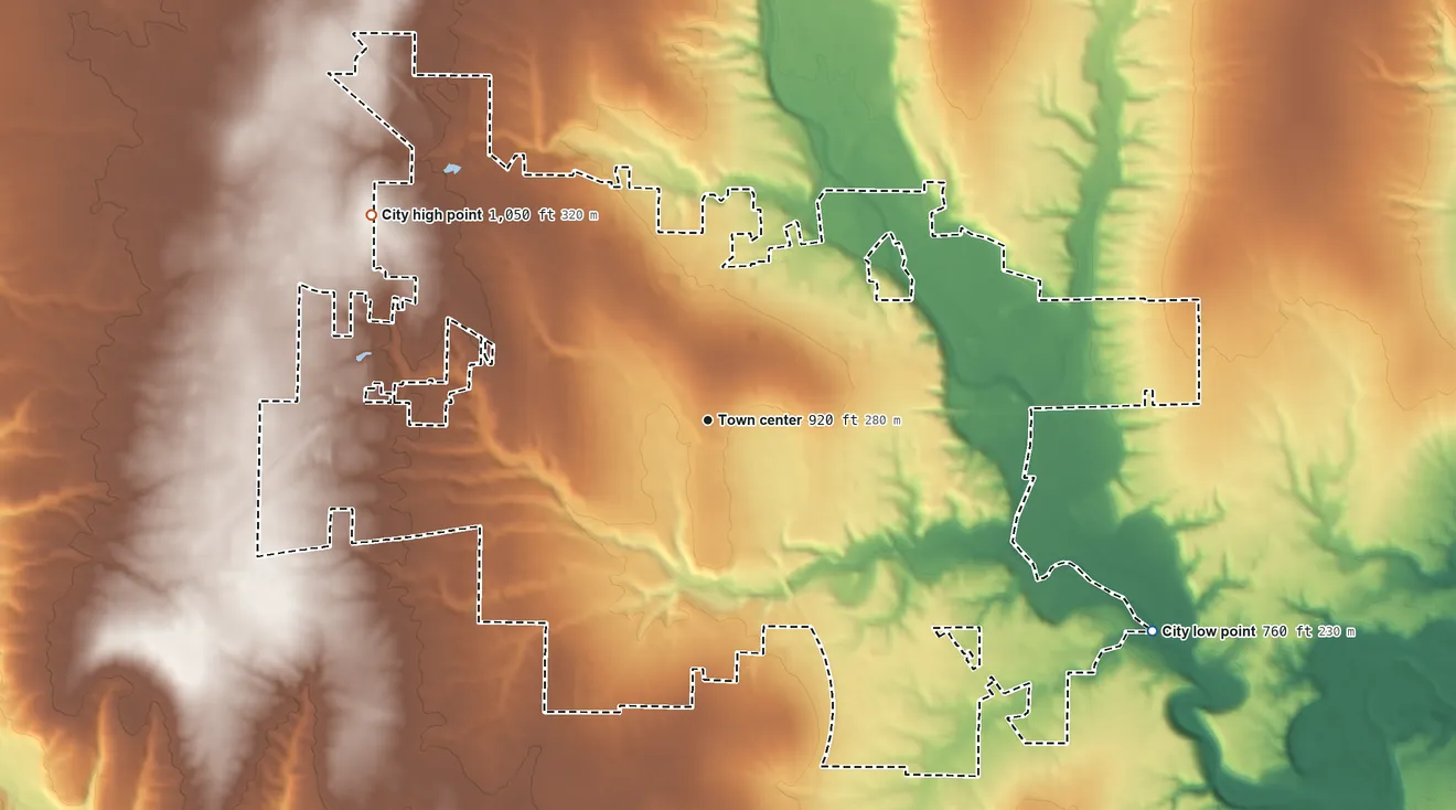 Topographic elevation map of Oxford, Ohio, shaded from 760 ft on the southeast side to 1,050 ft on the northwest side