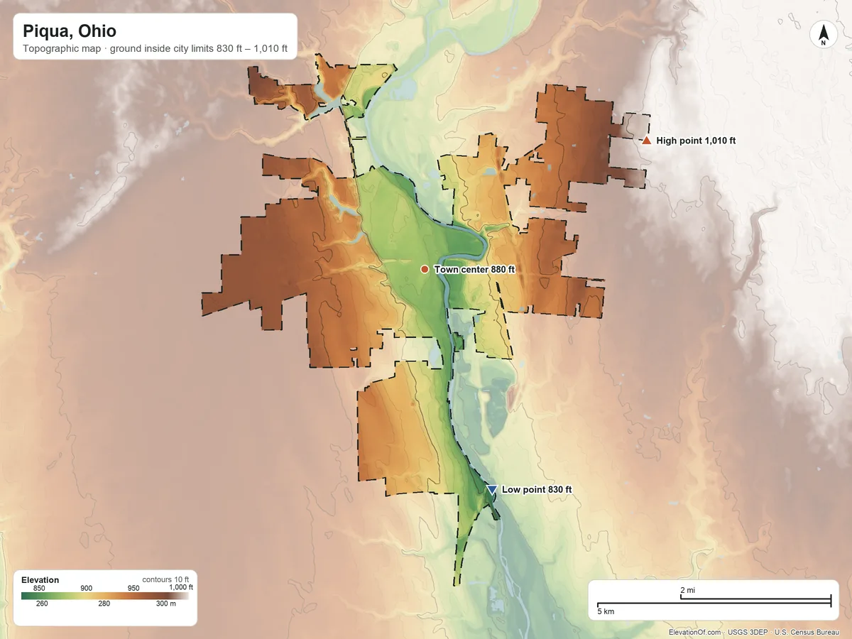 Topographic elevation map of Piqua, Ohio, shaded from 830 ft on the south side to 1,010 ft on the northeast side