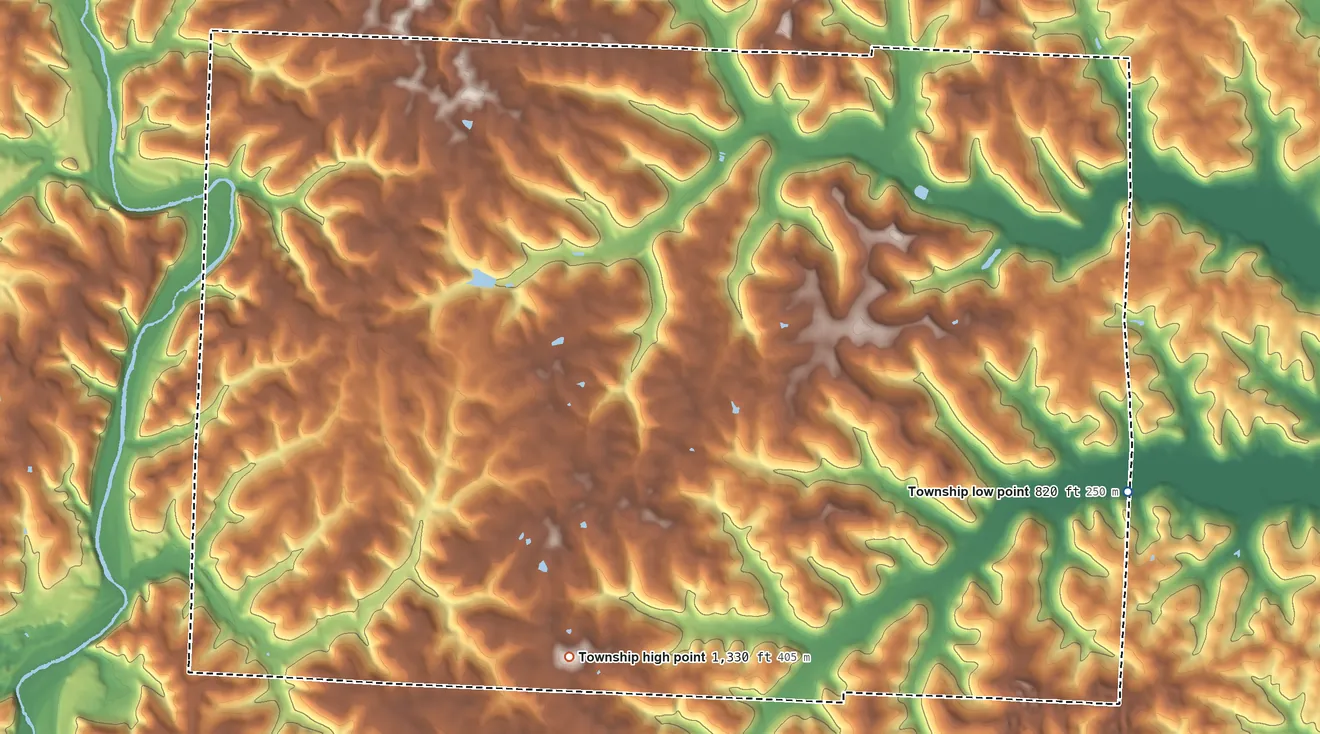 Topographic elevation map of Richland Township, Holmes County, Ohio, shaded from 820 ft on the east side to 1,330 ft on the south side