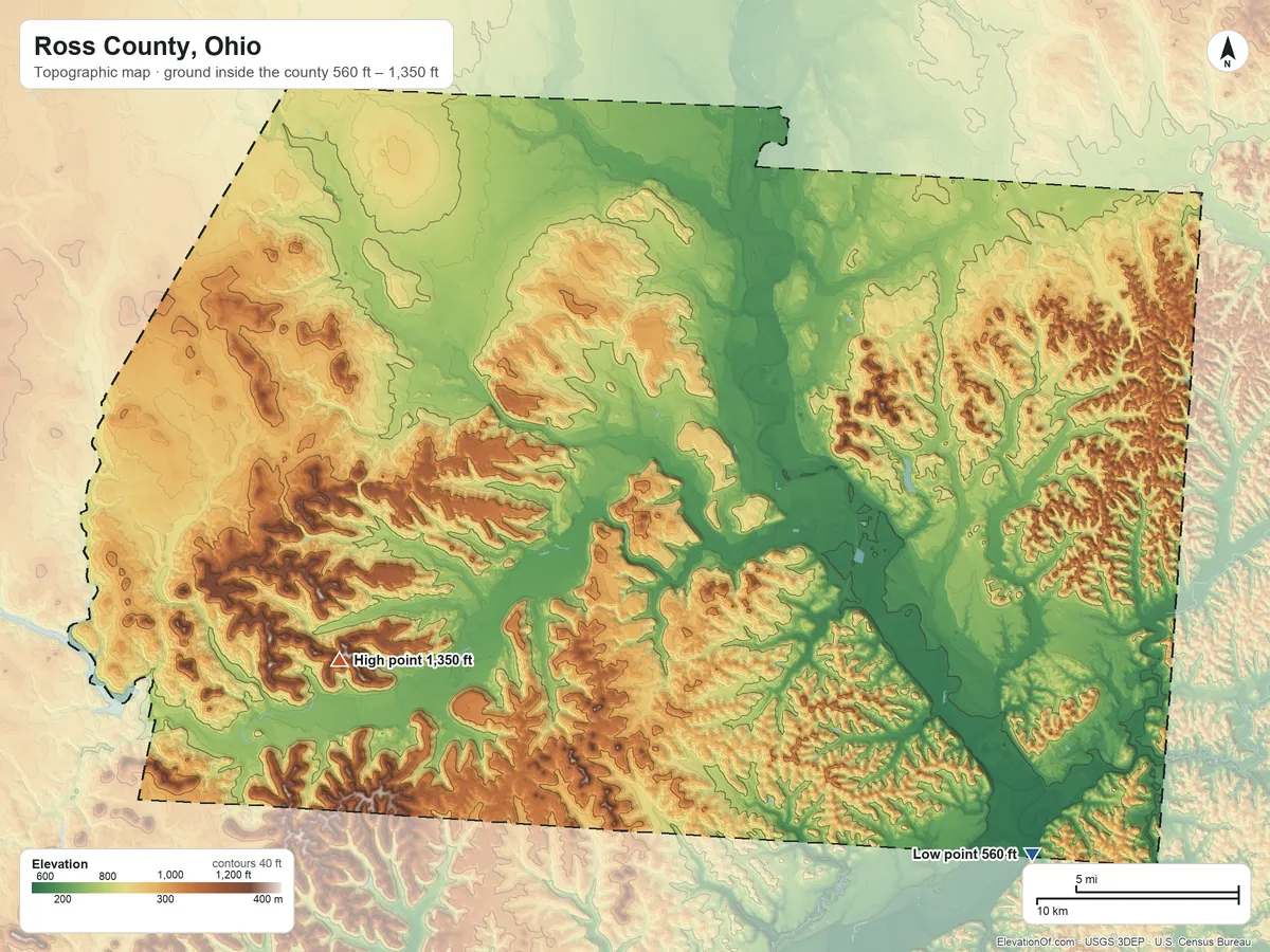 Topographic elevation map of Ross County, Ohio, shaded from 560 ft on the southeast side to 1,350 ft on the southwest side