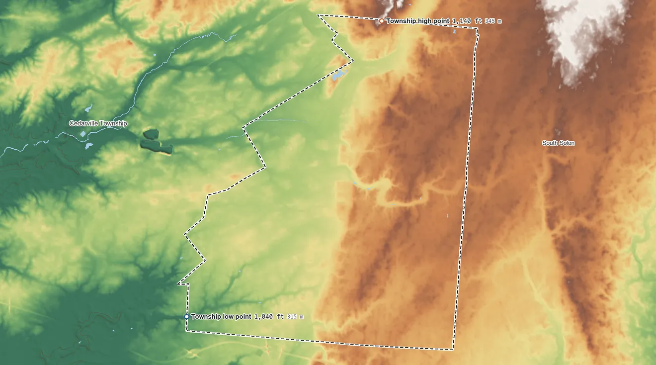 Topographic elevation map of Ross Township, Greene County, Ohio, shaded from 1,040 ft on the southwest side to 1,140 ft on the north side