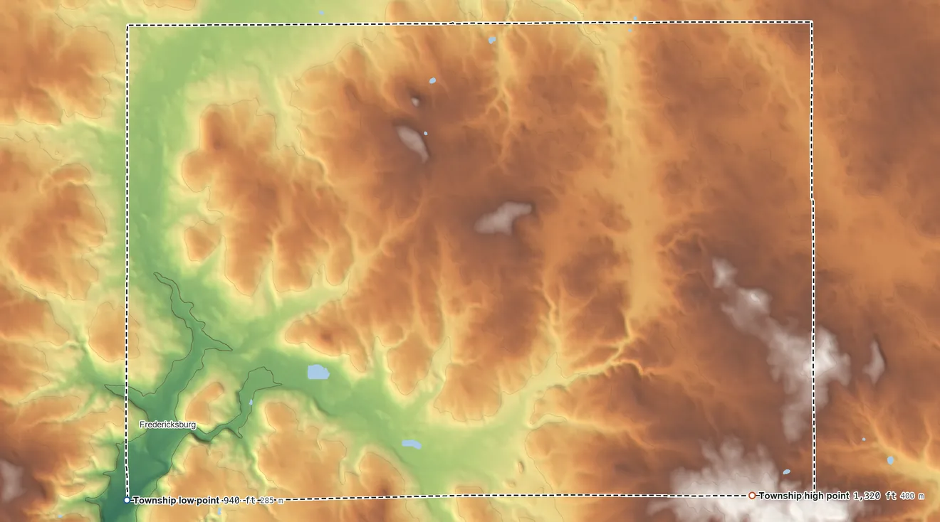 Topographic elevation map of Salt Creek Township, Wayne County, Ohio, shaded from 940 ft on the southwest side to 1,320 ft on the southeast side