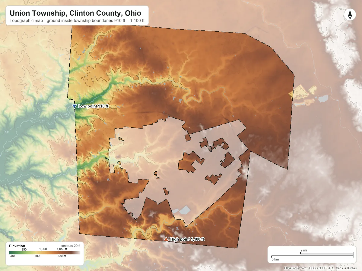 Topographic elevation map of Union Township, Clinton County, Ohio, shaded from 910 ft on the west side to 1,100 ft on the south side