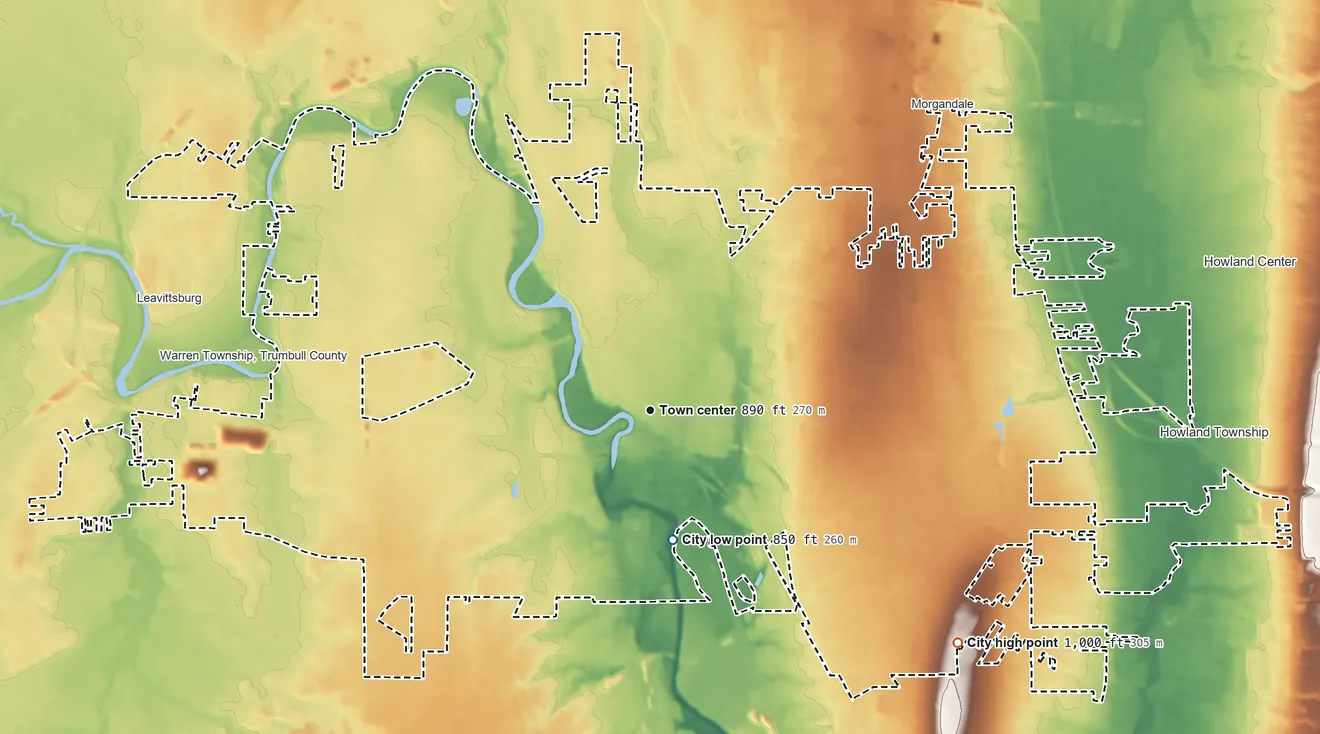 Topographic elevation map of Warren, Ohio, shaded from 850 ft near the middle to 1,000 ft on the southeast side