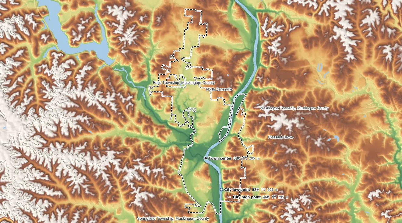 Topographic elevation map of Zanesville, Ohio, shaded from 680 ft on the southeast side to 960 ft on the southeast side