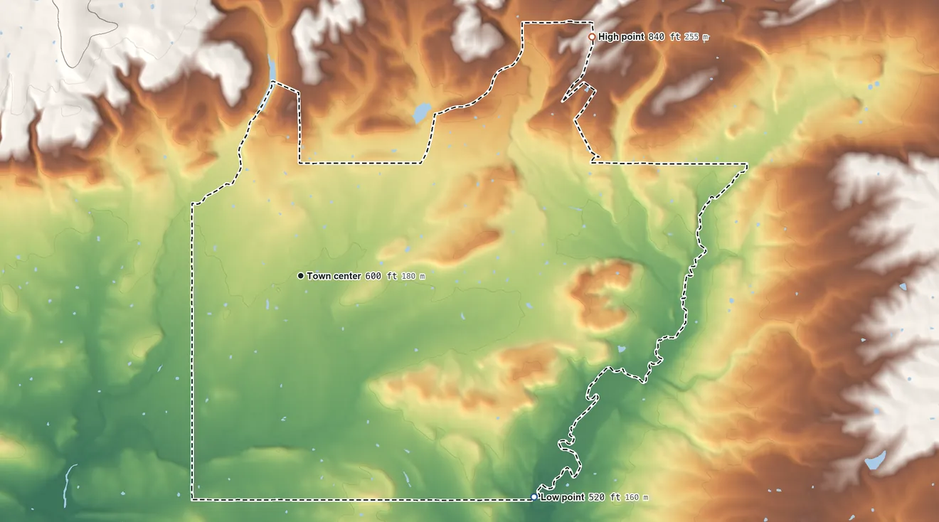Topographic elevation map of Akins, Oklahoma, shaded from 520 ft on the southeast side to 840 ft on the northeast side