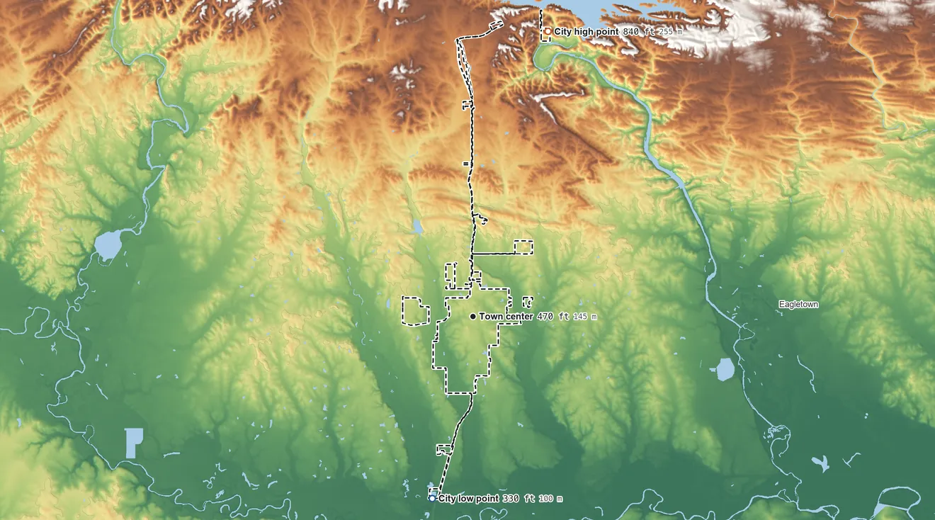 Topographic elevation map of Broken Bow, Oklahoma, shaded from 330 ft on the south side to 840 ft on the north side