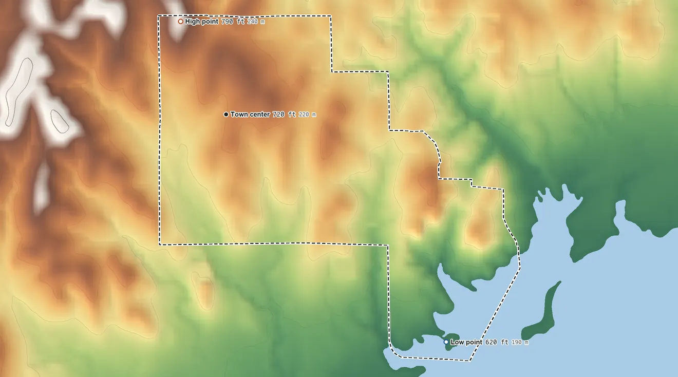 Topographic elevation map of Cumberland, Oklahoma, shaded from 620 ft on the southeast side to 790 ft on the northwest side