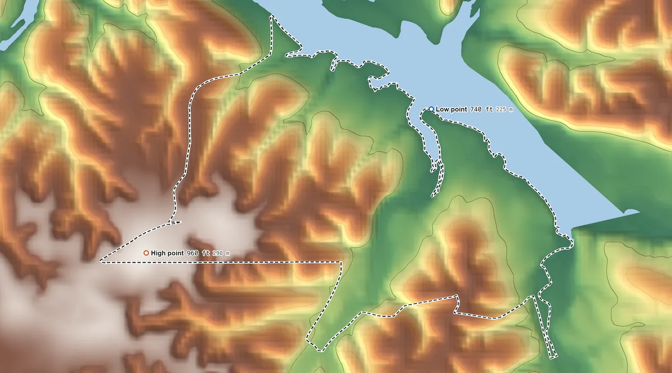 Topographic elevation map of Drowning Creek, Oklahoma, shaded from 740 ft on the northeast side to 960 ft on the west side