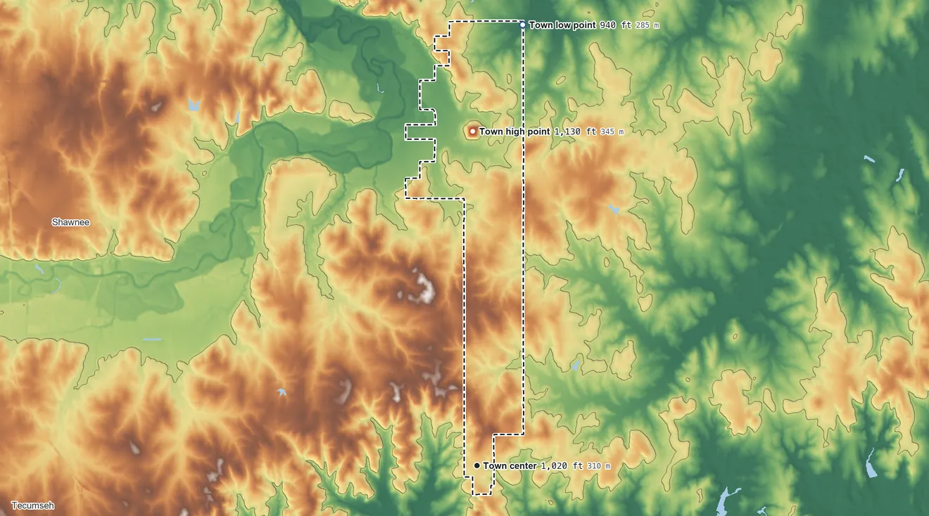 Topographic elevation map of Earlsboro, Oklahoma, shaded from 940 ft on the north side to 1,130 ft on the north side