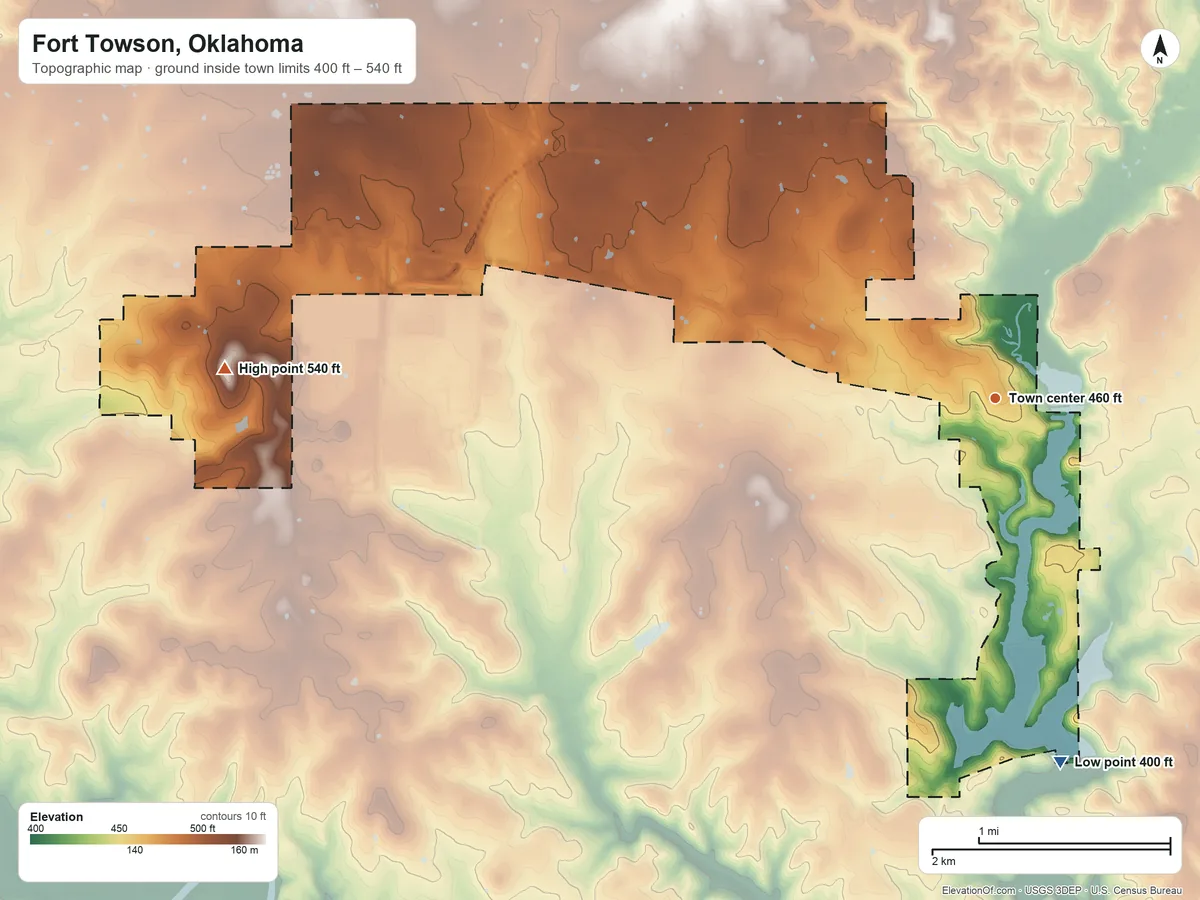 Topographic elevation map of Fort Towson, Oklahoma, shaded from 400 ft on the south side to 540 ft on the west side