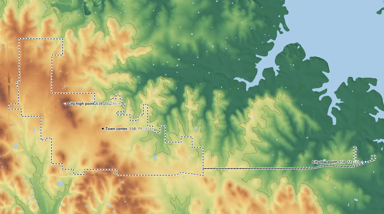 Topographic elevation map of Hugo, Oklahoma, shaded from 450 ft on the east side to 630 ft on the northwest side