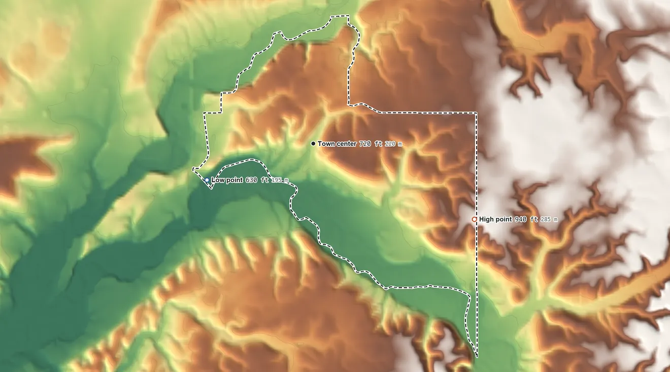 Topographic elevation map of Iron Post, Oklahoma, shaded from 630 ft on the west side to 940 ft on the southeast side