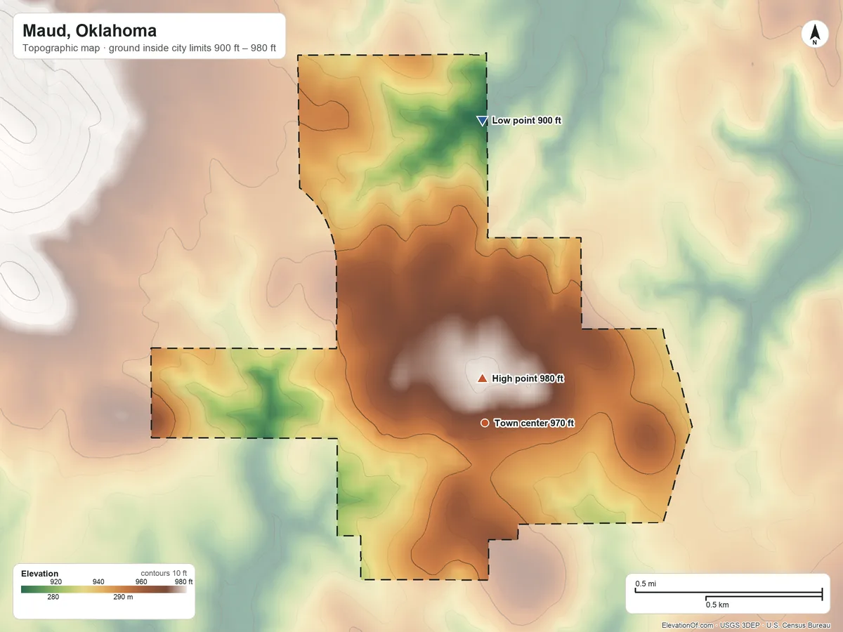 Topographic elevation map of Maud, Oklahoma, shaded from 900 ft on the north side to 980 ft near the middle