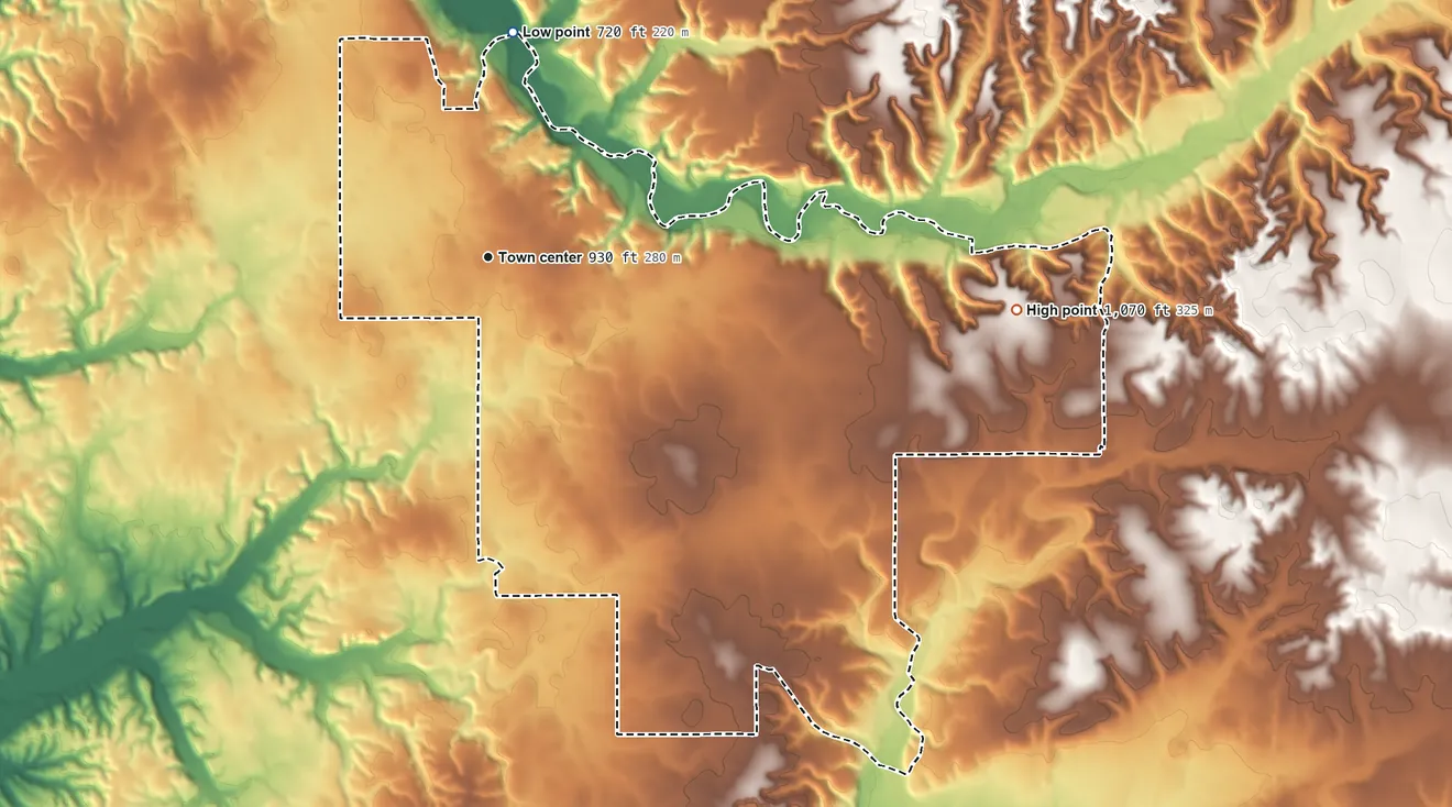 Topographic elevation map of Peggs, Oklahoma, shaded from 720 ft on the north side to 1,070 ft on the east side