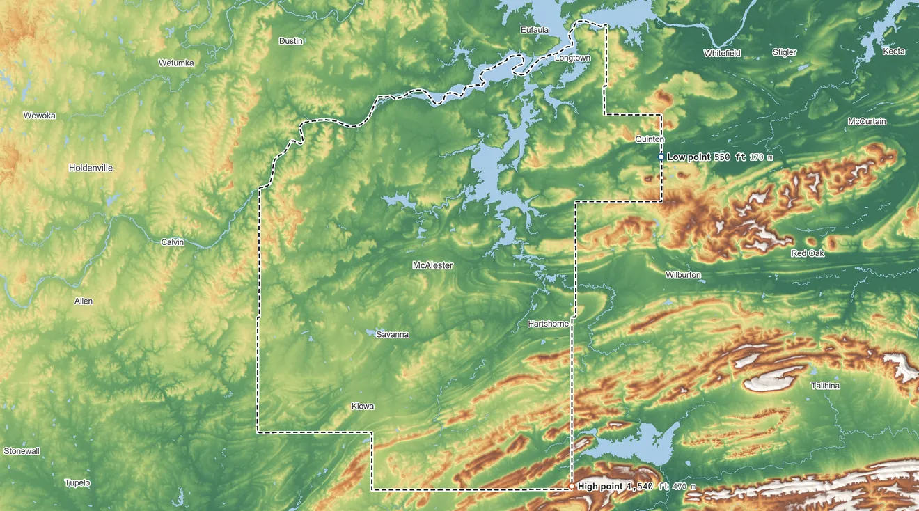 Topographic elevation map of Pittsburg County, Oklahoma, shaded from 550 ft on the northeast side to 1,540 ft on the southeast side