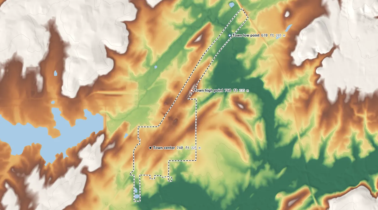 Topographic elevation map of Savanna, Oklahoma, shaded from 670 ft on the northeast side to 760 ft on the northeast side