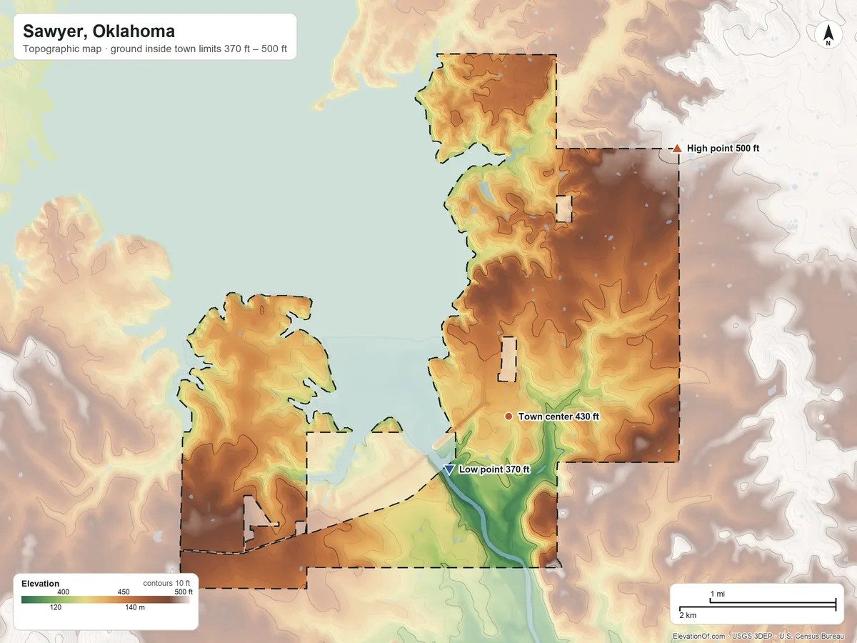 Topographic elevation map of Sawyer, Oklahoma, shaded from 370 ft on the southwest side to 500 ft on the northeast side