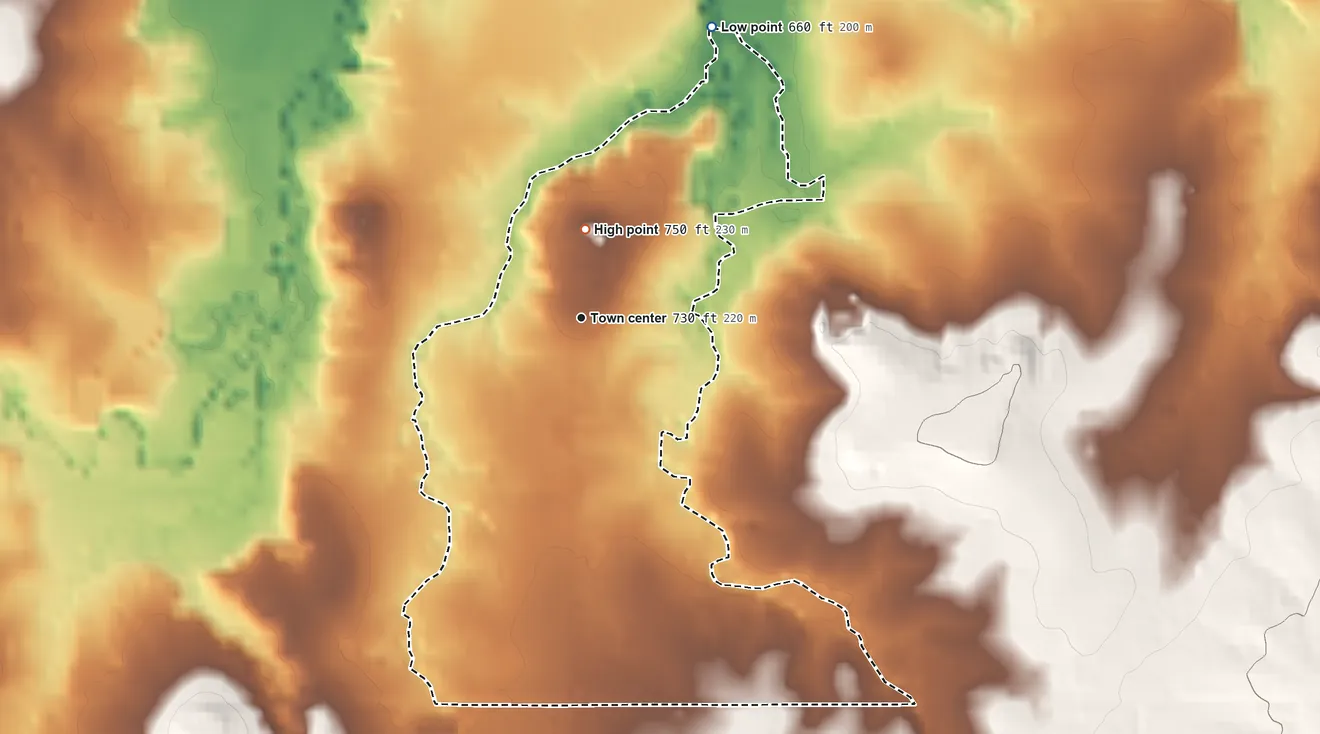 Topographic elevation map of Scipio, Oklahoma, shaded from 660 ft on the northeast side to 750 ft on the north side