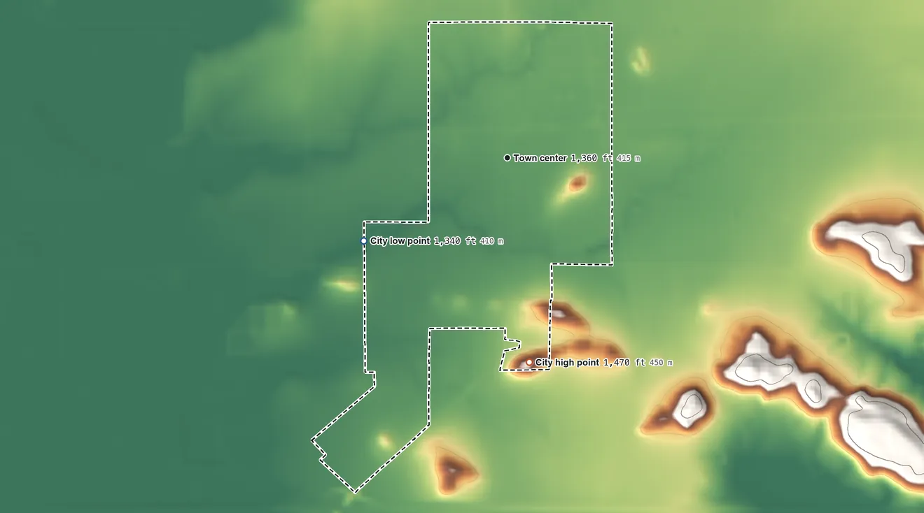 Topographic elevation map of Snyder, Oklahoma, shaded from 1,340 ft on the southwest side to 1,470 ft on the south side