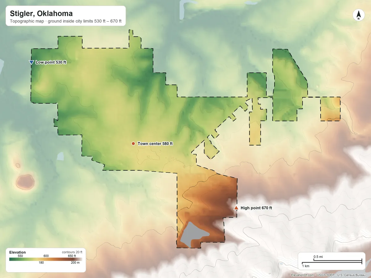 Topographic elevation map of Stigler, Oklahoma, shaded from 530 ft on the northwest side to 670 ft on the southeast side