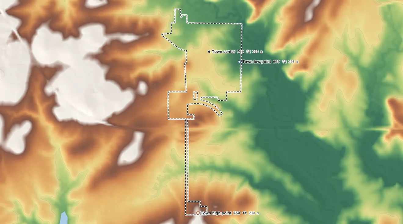 Topographic elevation map of Stonewall, Oklahoma, shaded from 670 ft on the east side to 750 ft on the south side