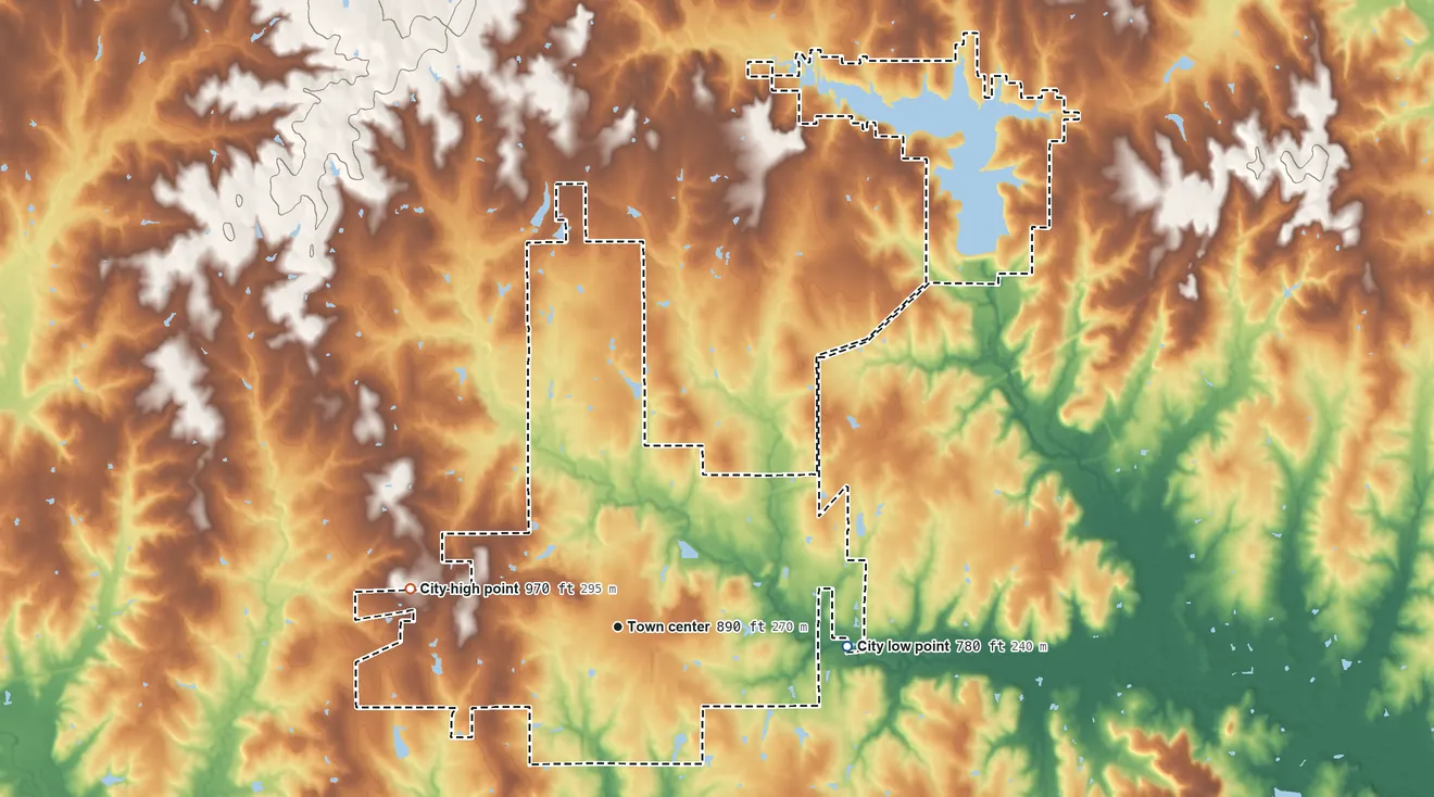 Topographic elevation map of Stroud, Oklahoma, shaded from 780 ft on the east side to 970 ft on the west side