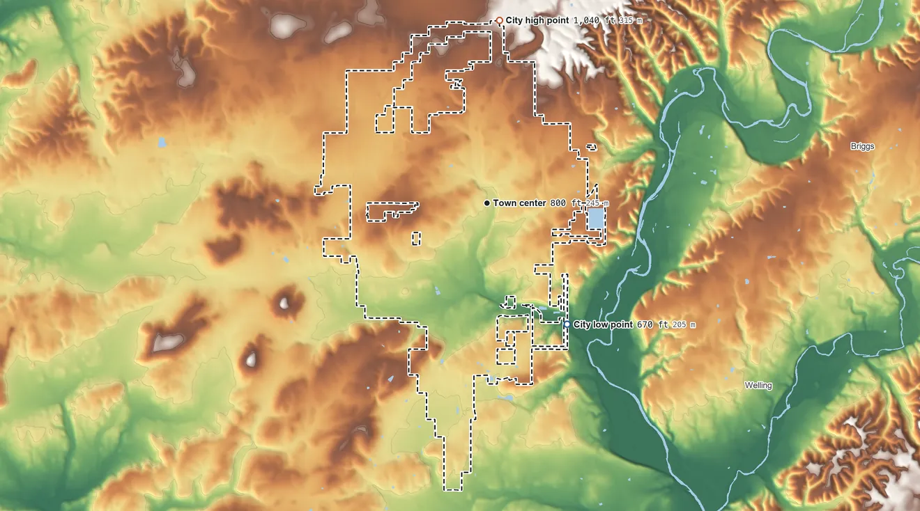 Topographic elevation map of Tahlequah, Oklahoma, shaded from 670 ft on the southeast side to 1,040 ft on the north side