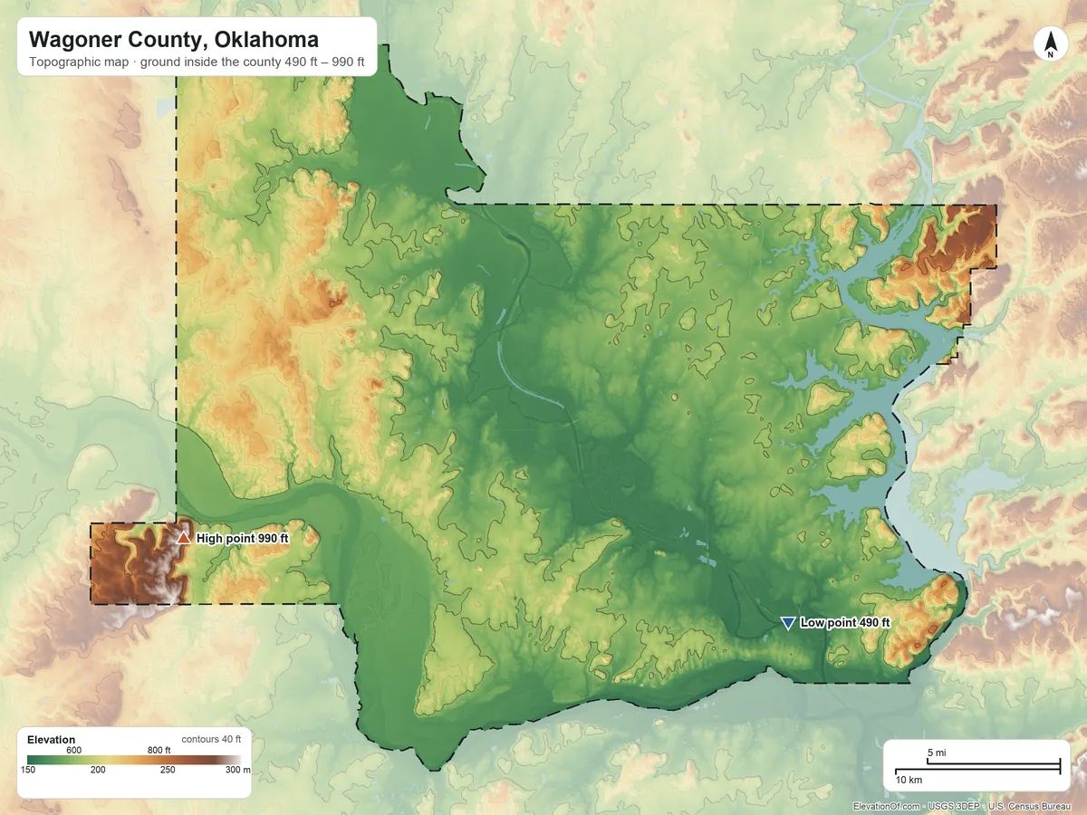 Topographic elevation map of Wagoner County, Oklahoma, shaded from 490 ft on the southeast side to 990 ft on Conjada Mountains