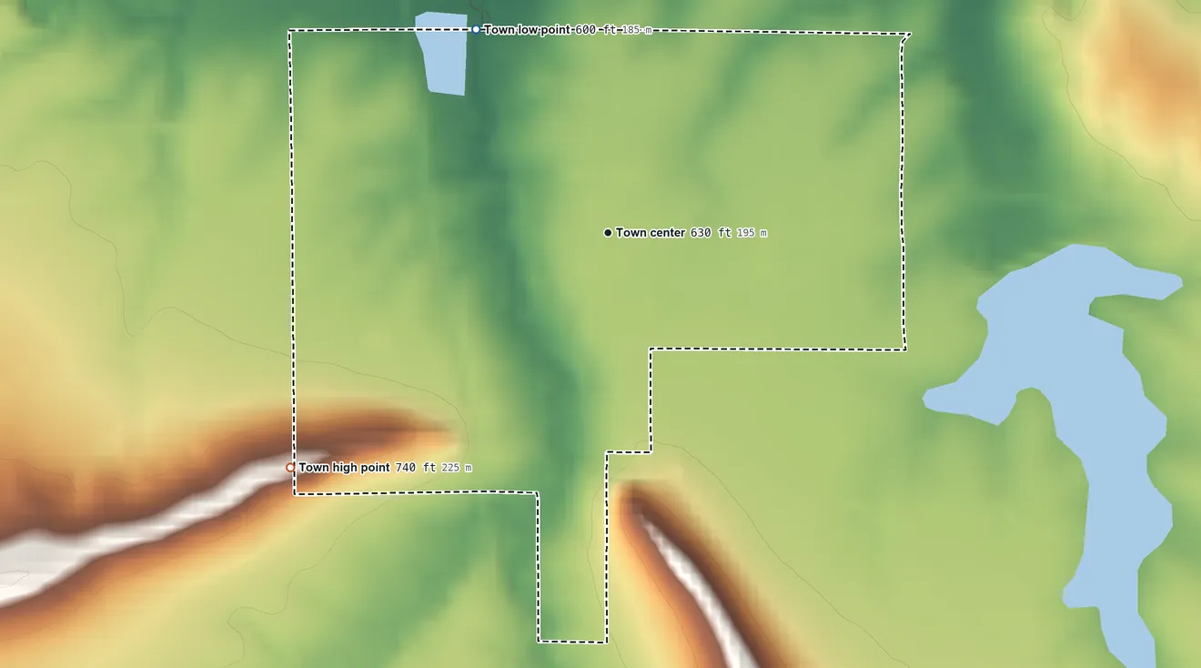 Topographic elevation map of Wapanucka, Oklahoma, shaded from 600 ft on the northwest side to 740 ft on the southwest side