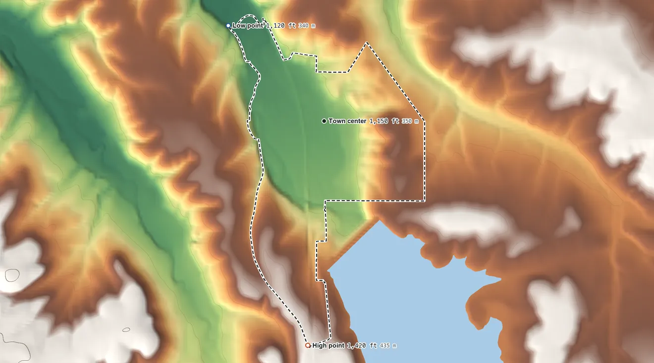 Topographic elevation map of Green Meadows, Oregon, shaded from 1,120 ft on the northwest side to 1,420 ft on the south side