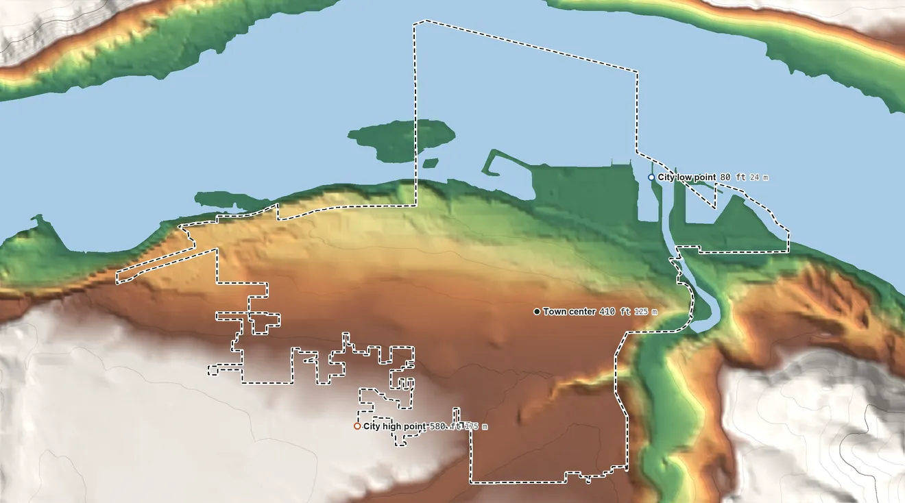 Topographic elevation map of Hood River, Oregon, shaded from 80 ft on the northeast side to 580 ft on the southwest side