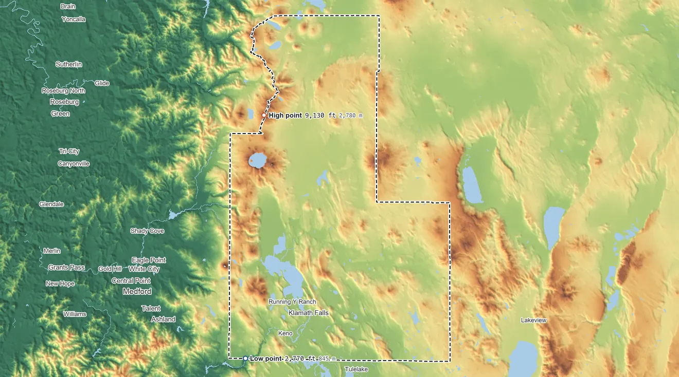 Topographic elevation map of Klamath County, Oregon, shaded from 2,770 ft on the southwest side to 9,130 ft on Mount Thielsen