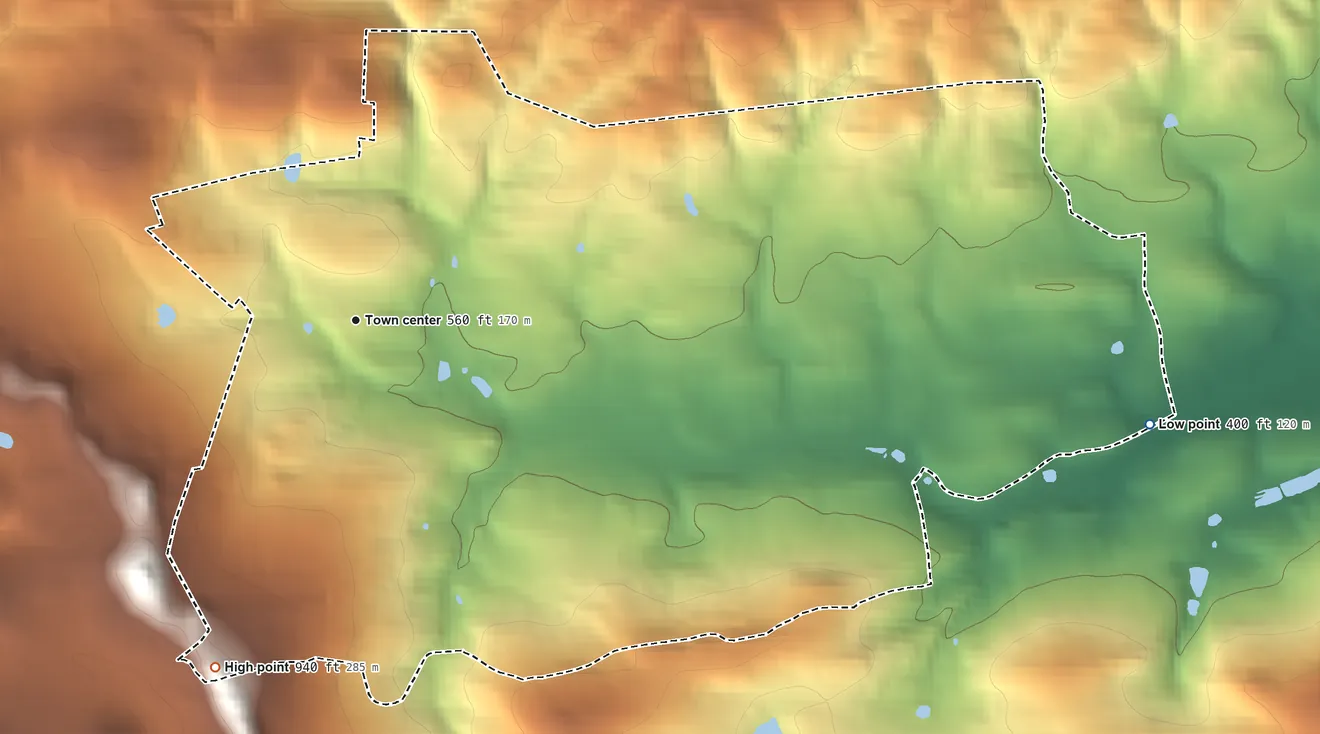 Topographic elevation map of Alleghenyville, Pennsylvania, shaded from 400 ft on the east side to 940 ft on the south side
