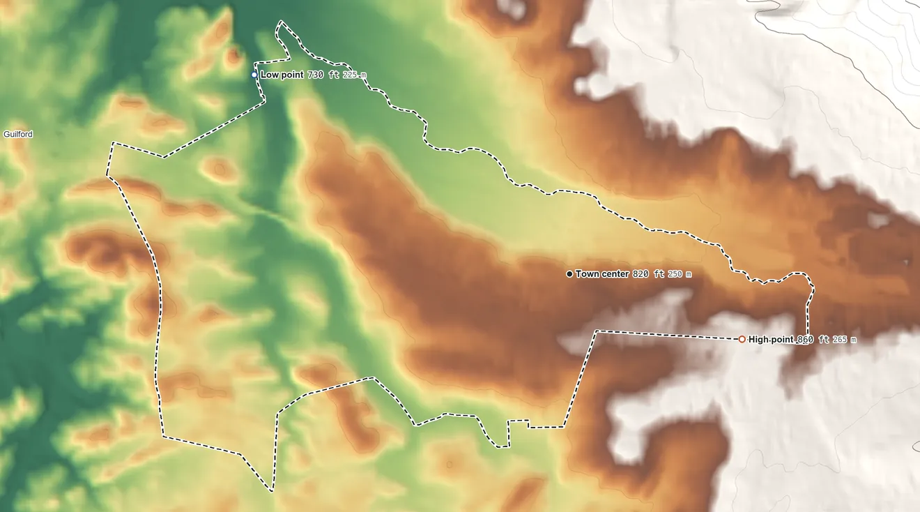 Topographic elevation map of Fayetteville, Pennsylvania, shaded from 730 ft on the northwest side to 860 ft at the foot of the South Mountain