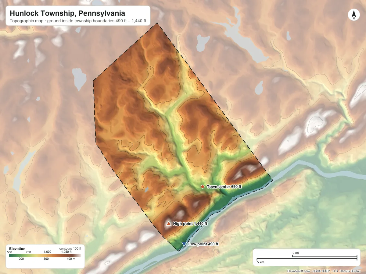 Topographic elevation map of Hunlock Township, Pennsylvania, shaded from 490 ft on the south side to 1,440 ft on the southwest side