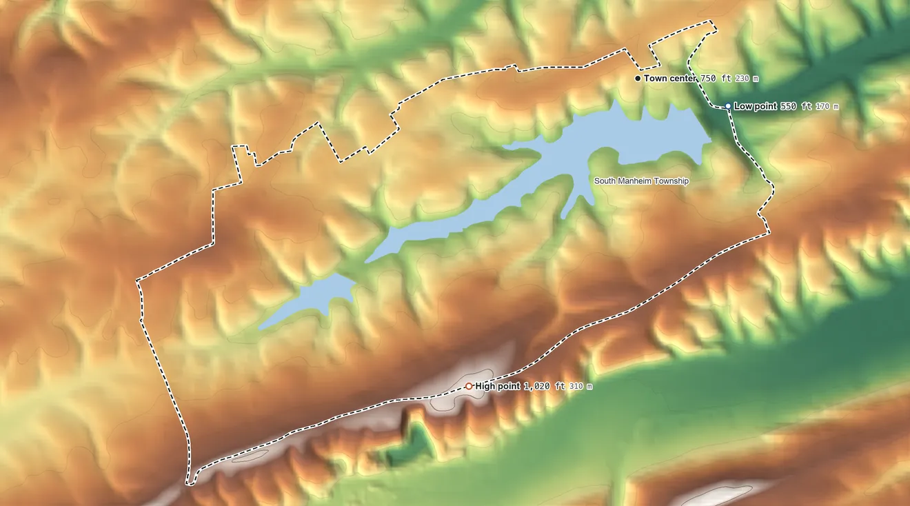 Topographic elevation map of Lake Wynonah, Pennsylvania, shaded from 550 ft on the east side to 1,020 ft on the southwest side
