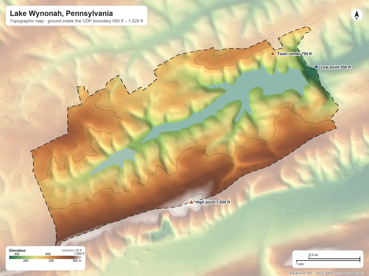 Topographic elevation map of Lake Wynonah, Pennsylvania, shaded from 550 ft on the east side to 1,020 ft on the southwest side