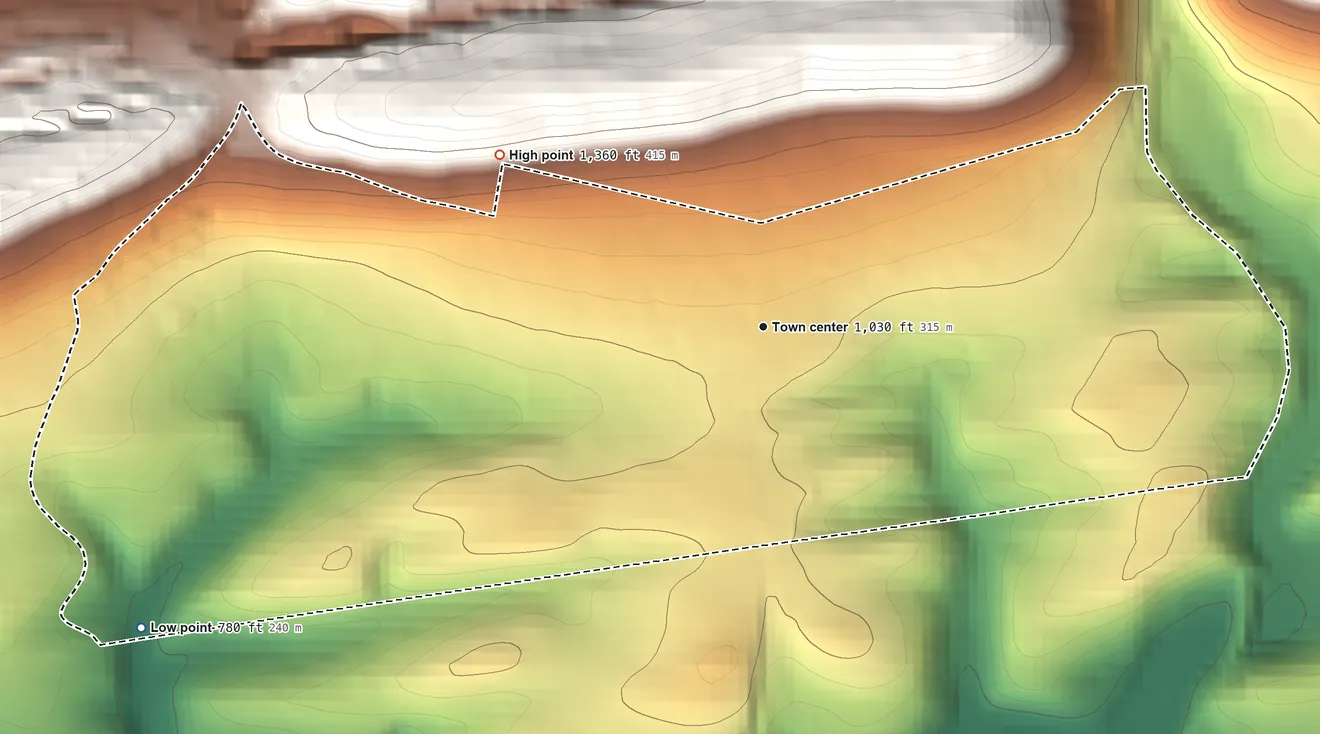 Topographic elevation map of Lavelle, Pennsylvania, shaded from 780 ft on the southwest side to 1,360 ft at the foot of the Little Mountain