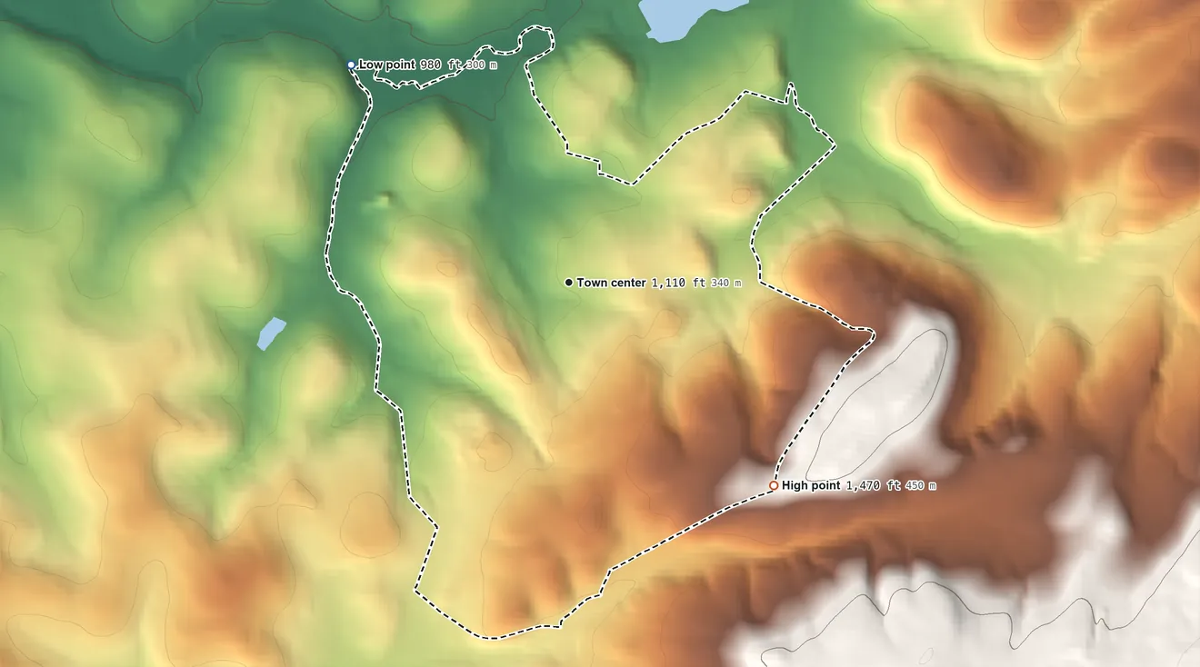 Topographic elevation map of Mammoth, Pennsylvania, shaded from 980 ft on the northwest side to 1,470 ft on the southeast edge, below higher ground just outside