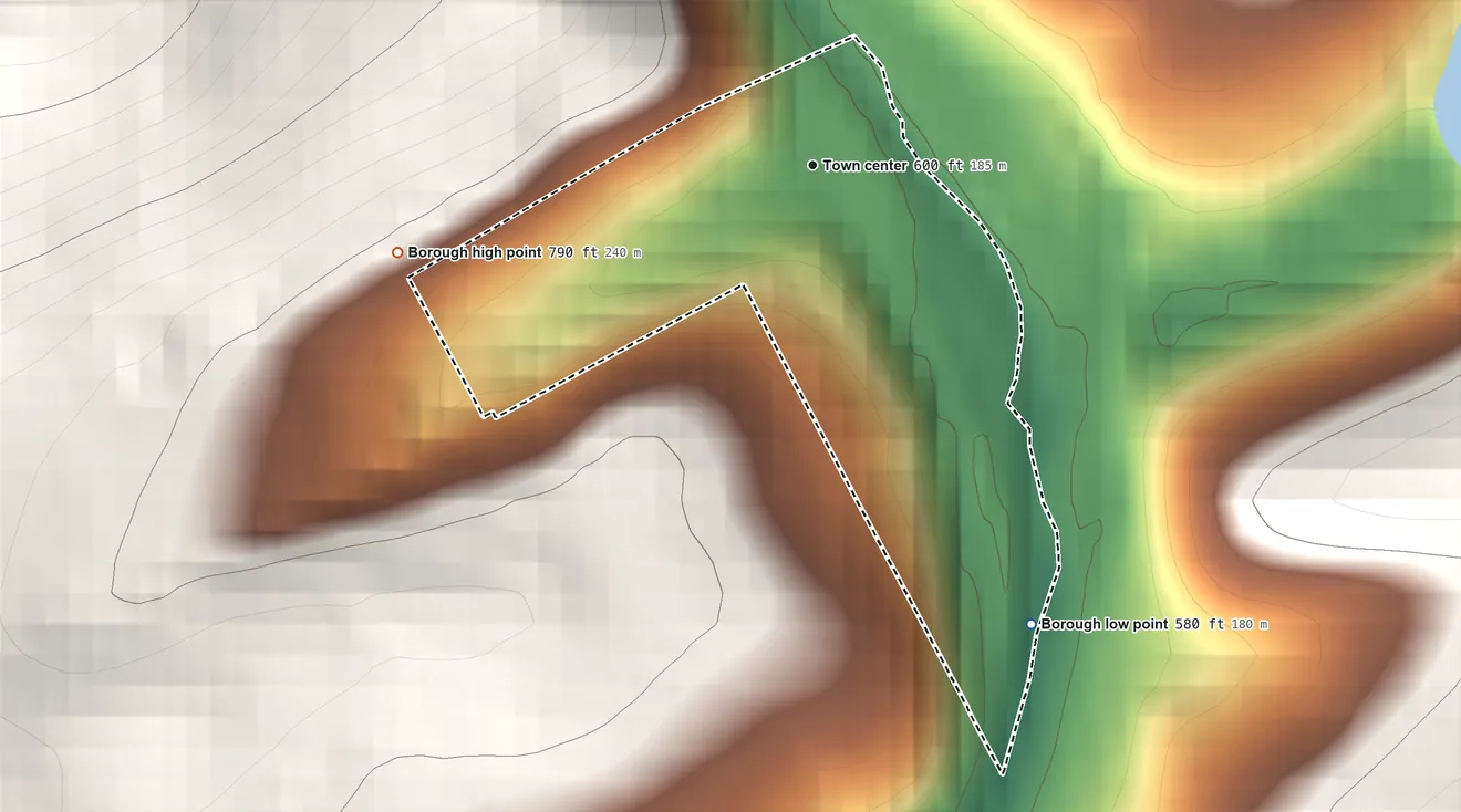 Topographic elevation map of Mount Carbon, Pennsylvania, shaded from 580 ft on the southeast side to 790 ft at the foot of the Broad Mountain