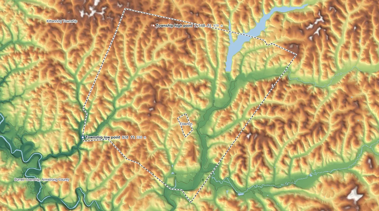 Topographic elevation map of Plumcreek Township, Pennsylvania, shaded from 920 ft on the southwest side to 1,540 ft on the north side