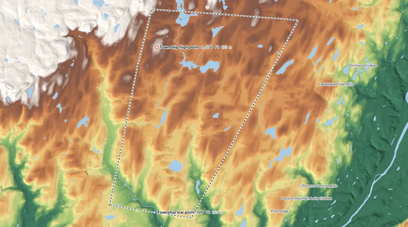 Topographic elevation map of Porter Township, Pike County, Pennsylvania, shaded from 900 ft on the south side to 1,570 ft on the west side