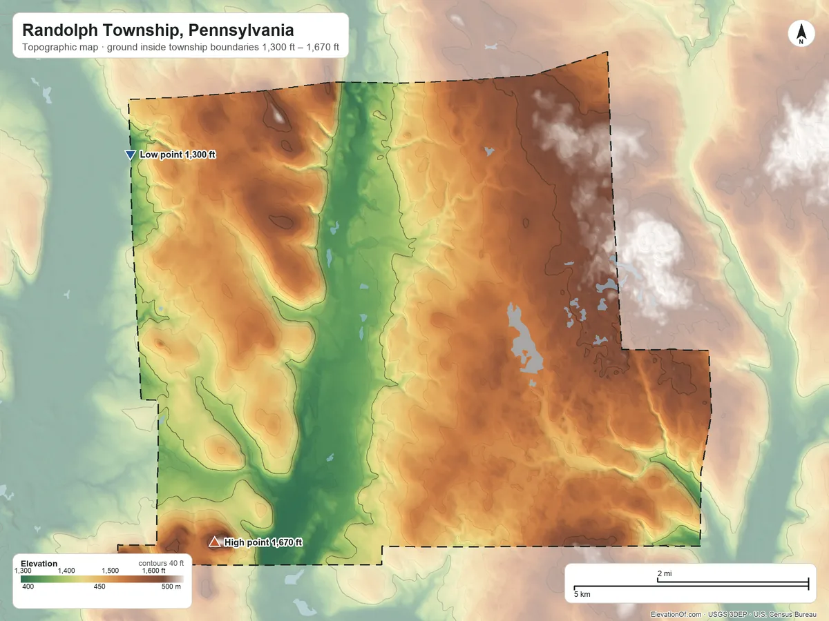Topographic elevation map of Randolph Township, Pennsylvania, shaded from 1,300 ft on the northwest side to 1,670 ft on the southwest side