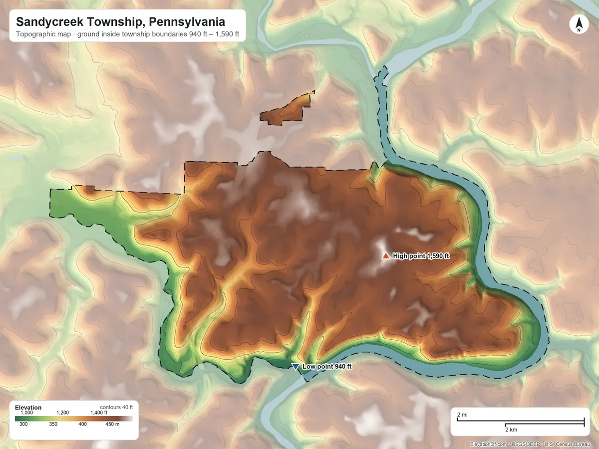 Topographic elevation map of Sandycreek Township, Pennsylvania, shaded from 940 ft on the south side to 1,590 ft on the east side