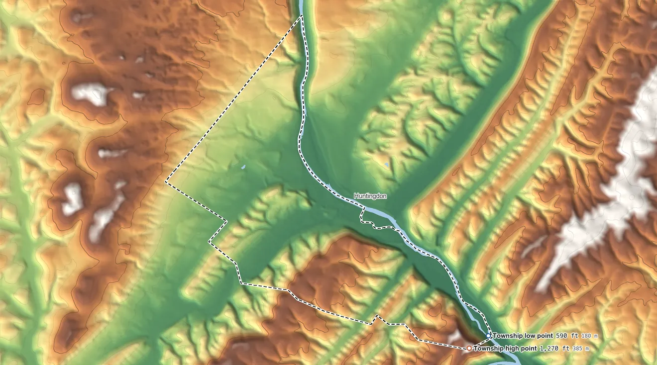 Topographic elevation map of Smithfield Township, Huntingdon County, Pennsylvania, shaded from 590 ft on the southeast side to 1,270 ft on the southeast edge, below higher ground just outside